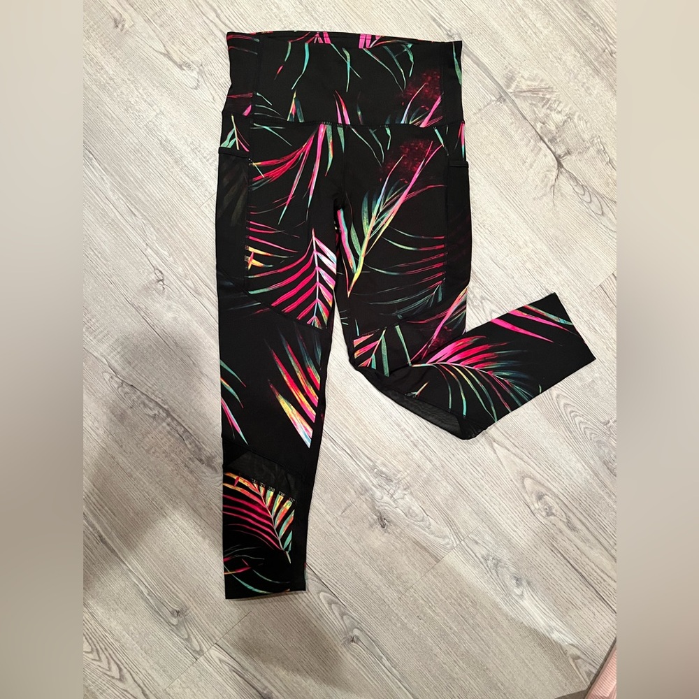 Women’s leggings.